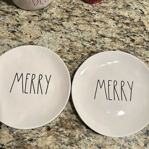 Set of 2 Merry plates from Rae Dunn